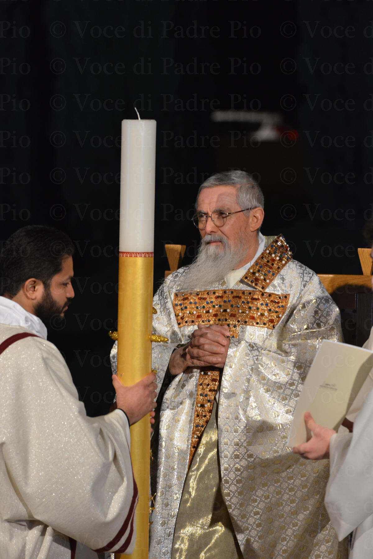 La Veglia Pasquale nella Chiesa di Padre Pio